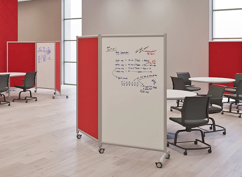 Movable presentation board