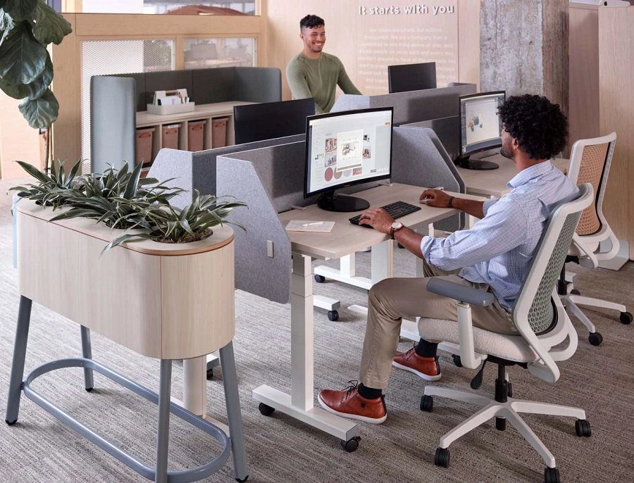 Nesting tables in a training room