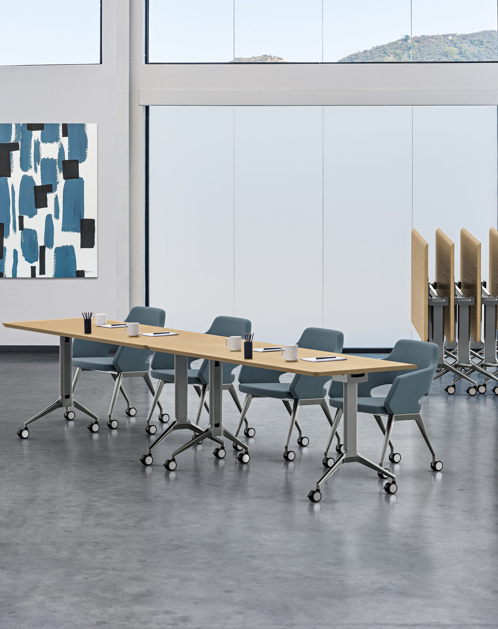 Reconfigurable room for group workshops