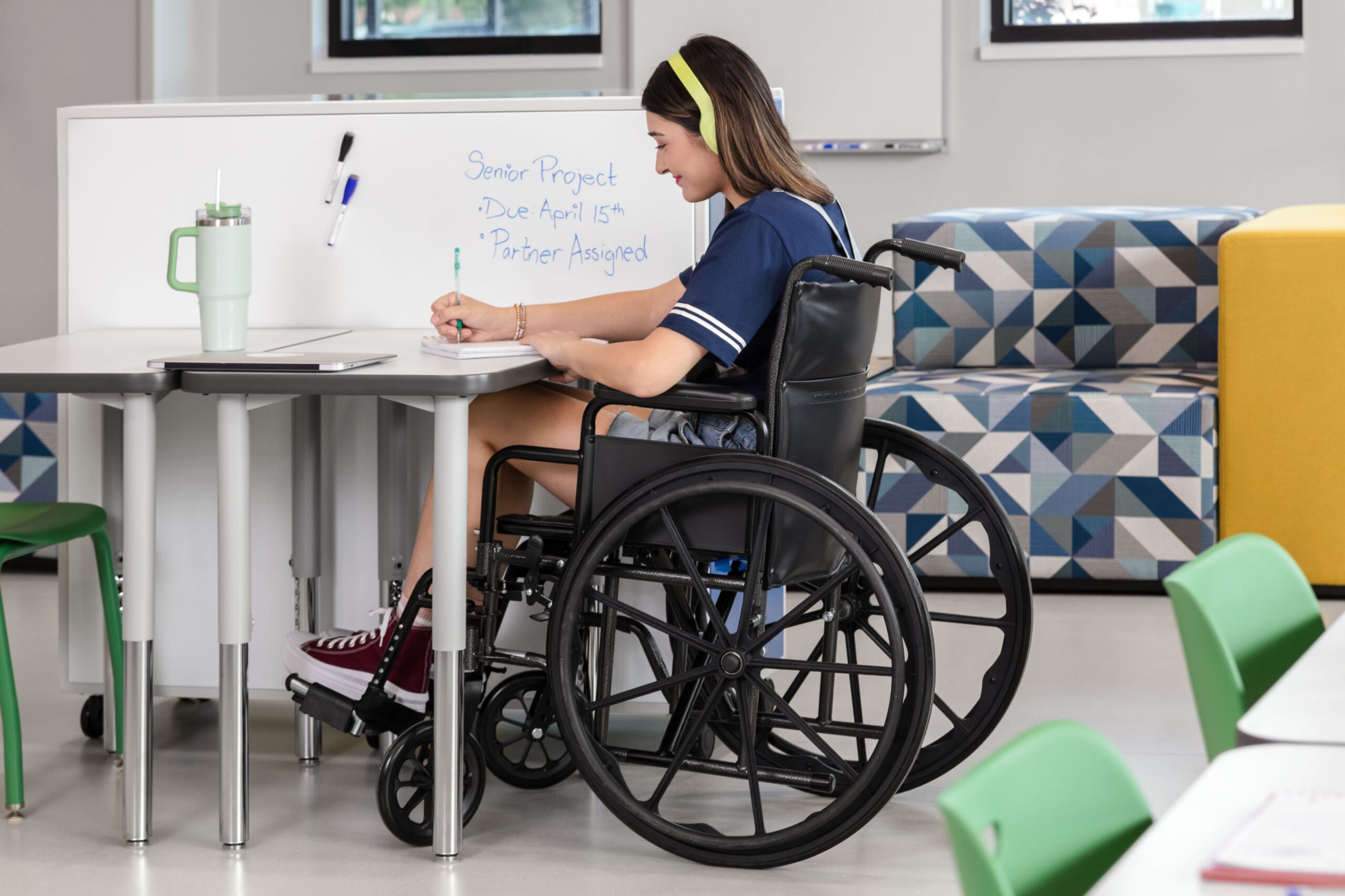 Creative makerspace with flexible worktables