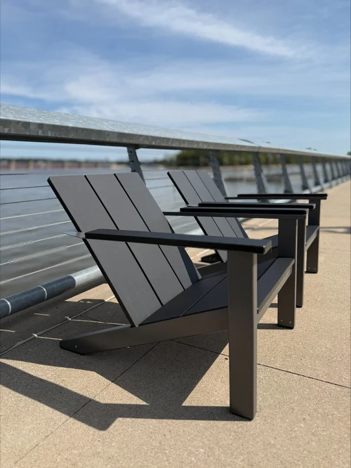 Parcel commercial outdoor picnic table